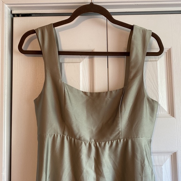 Show me your Mumu Madi Gown Bridesmaid Dress - Picture 2 of 6